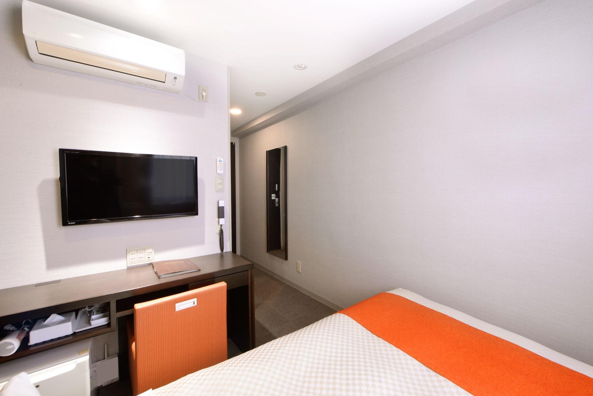 Vessel Inn Hiroshima Station Exteriör bild
